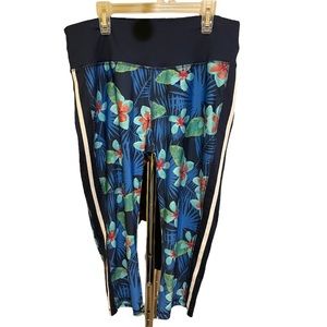 5 for $25 ❄️ Athletic Works Floral Leggings Large‎